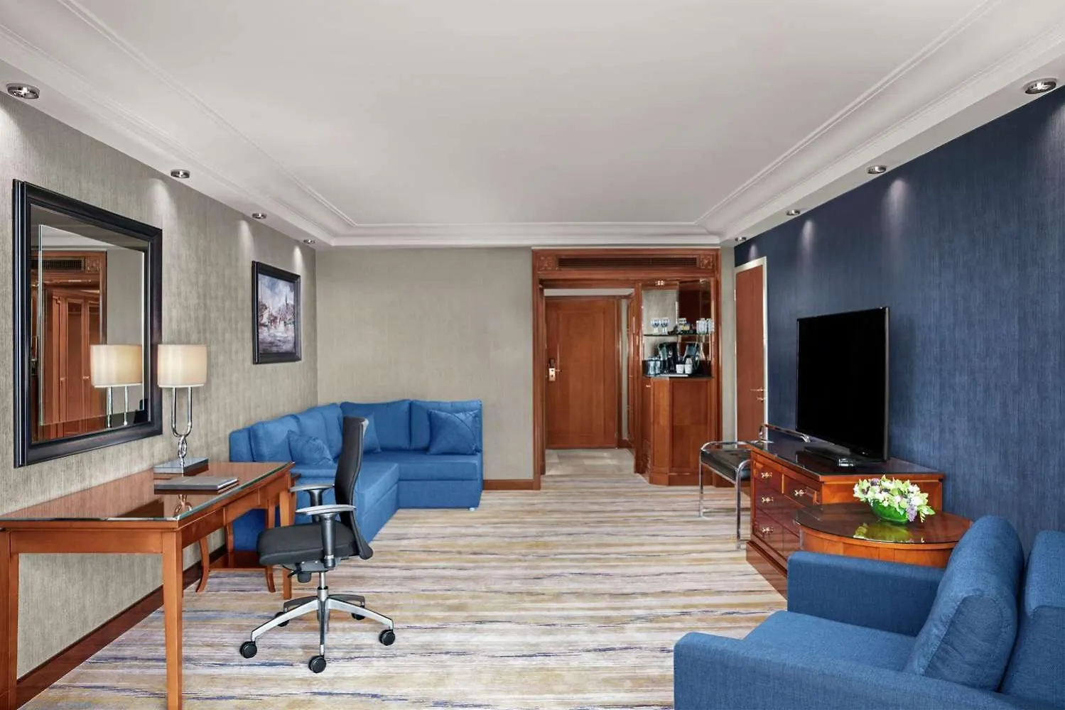 Hotel Hilton Istanbul Bosphorus 5*,